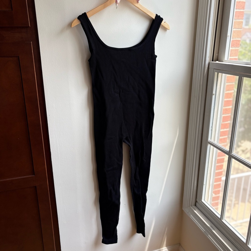 Black Sleeveless Jumpsuit